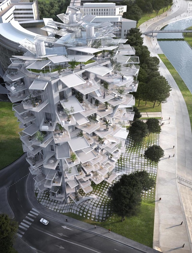 日本人建築家の藤本壮介さんがフランスに設計した多目的タワー。120室のアパートが入り